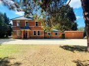 5 bedroom detached house for sale in Rythergate Cawood...