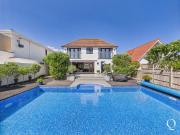 5 bedroom detached house for sale in Sandy Lane, Upton,...