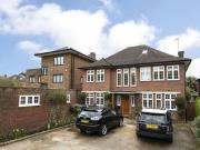 5 Bedroom Detached House For Sale In Stanmore