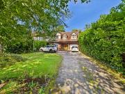 5 bedroom detached house for sale in Stoneleigh Road,...