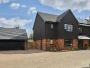 5 Bedroom Detached House For Sale In Takeley, Bishop´s...