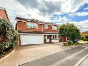 5 Bedroom Detached House For Sale In Tamworth, Staffordshire