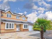 5 bedroom detached house for sale in Tanfield Drive...