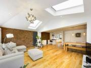 5 bedroom detached house for sale in Tatling Grove...