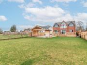 5 bedroom detached house for sale in The Granary, Barton...