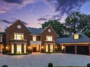 5 bedroom detached house for sale in The Spinney Queens...