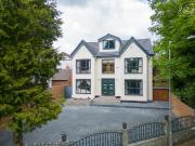 5 bedroom detached house for sale in Victoria Road,...