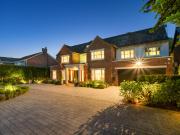 5 bedroom detached house for sale in Walmar Close,...