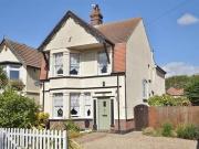 5 bedroom detached house for sale in Walton Road... 5 bedroom detached house for sale in Walton Road...