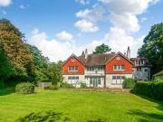 5 Bedroom Detached House For Sale In Webb Estate, Purley