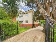 5 bedroom detached house for sale in Woodford Road,...