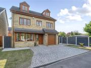 5 bedroom detached house for sale in Woodland Garth,...