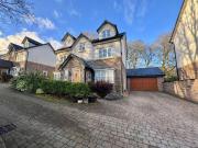 5 bedroom detached house for sale in Yew Tree Court,...