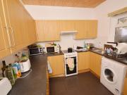 5 bedroom Detached house To Let