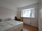 5 bedroom Detached house To Let