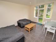 5 bedroom Detached house To Let