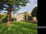 5 bedroom detached house to rent