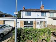 5 bedroom detached house to rent