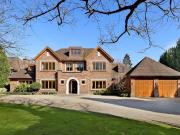 5 bedroom detached house to rent