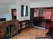 5 bedroom detached house to rent