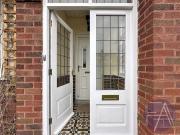 5 bedroom detached house to rent