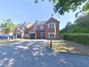 5 bedroom detached house to rent