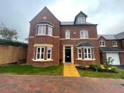 5 bedroom detached house to rent
