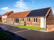 5 bedroom detached house to rent
