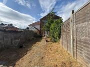 5 bedroom detached house to rent