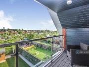 5 bedroom detached house to rent