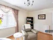 5 bedroom detached house to rent