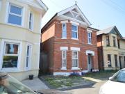 5 bedroom detached house to rent
