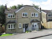 5 bedroom detached house to rent