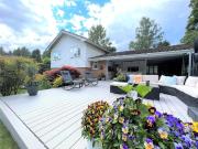 5 bedroom detached house to rent