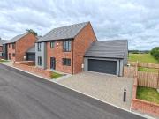 5 bedroom detached house to rent