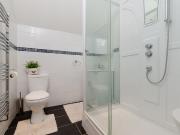 5 Bedroom Detached Let in