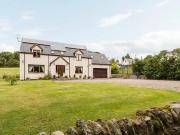 5 bedroom detached villa for sale in Mid Brae Kinloch...