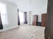 5 Bedroom End Of Terrace House For Rent In London