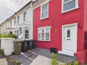 5 bedroom end of terrace house for rent in Queens Park...