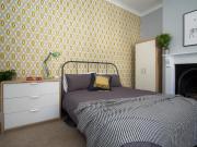 5 bedroom end of terrace house for rent in Stretton...