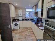 5 bedroom end of terrace house for rent in Woodman Path,...