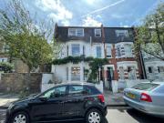 5 bedroom end of terrace house for rent in Woolneigh...
