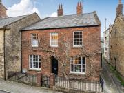 5 bedroom end of terrace house for sale