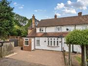 5 bedroom end of terrace house for sale