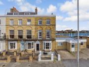 5 bedroom end of terrace house for sale