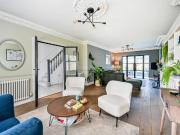 5 bedroom end of terrace house for sale