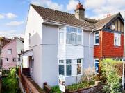 5 bedroom end of terrace house for sale