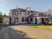 5 bedroom end of terrace house for sale