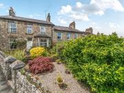 5 bedroom end of terrace house for sale