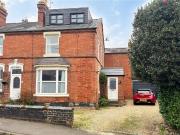 5 bedroom end of terrace house for sale